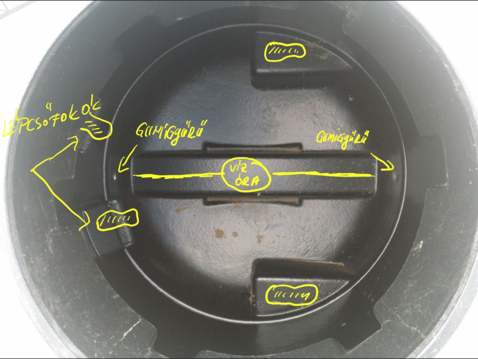 d100 vizhatlan akna egybe froccsontott